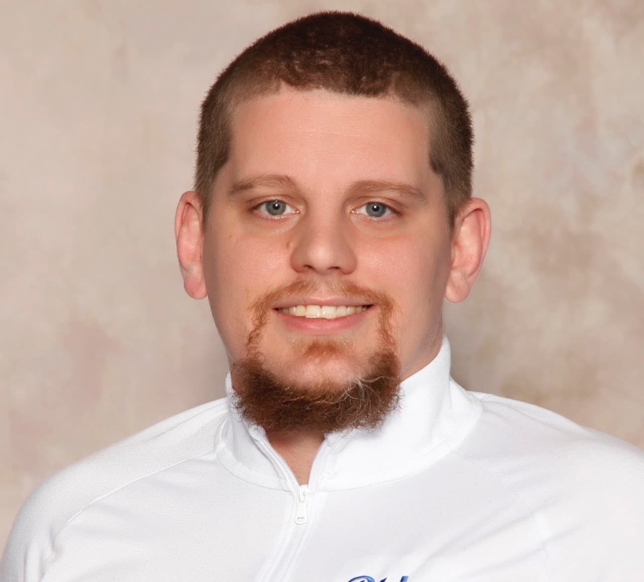 Coach Tre Horton coaching